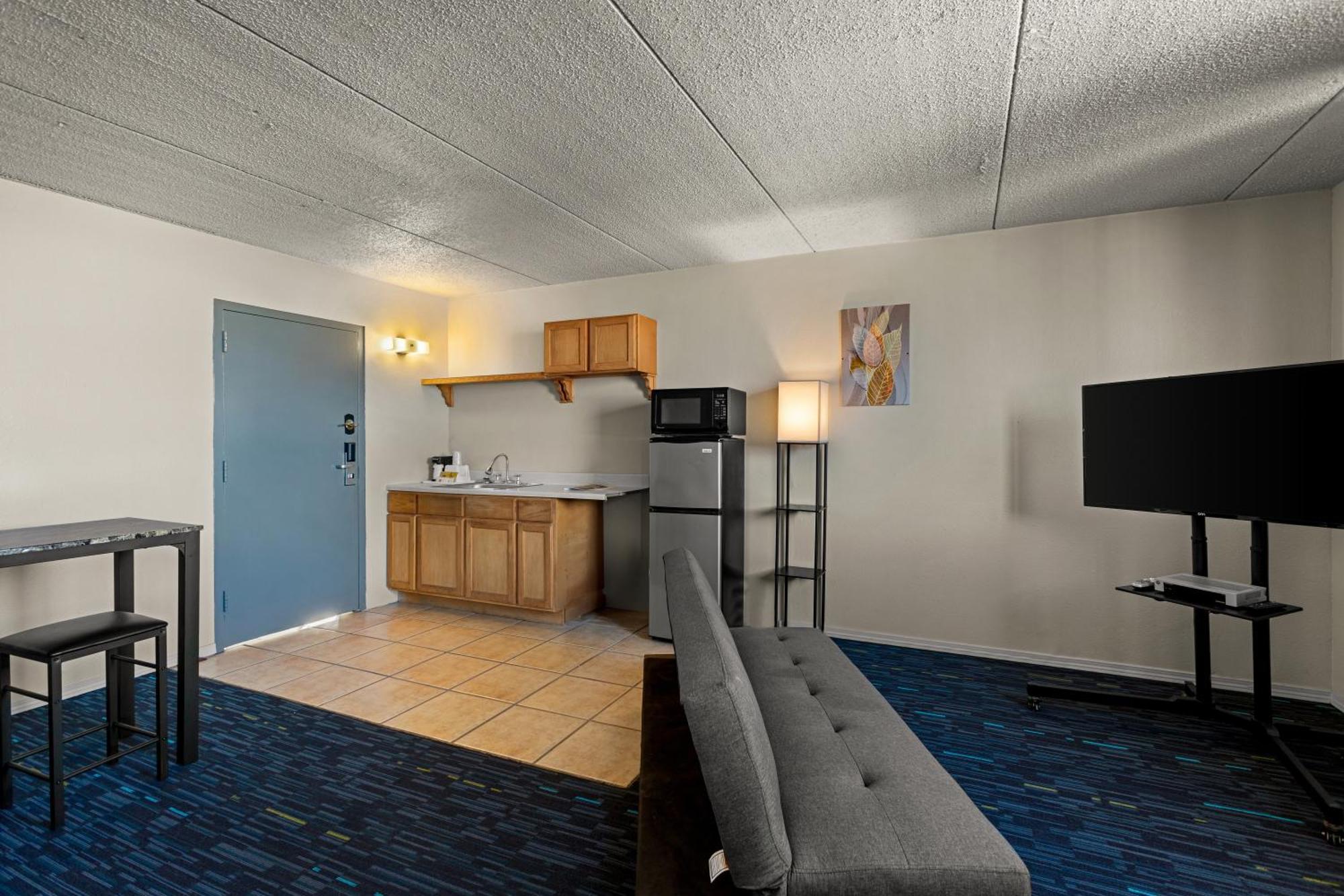 Americas Best Value Inn Gallup Exterior photo